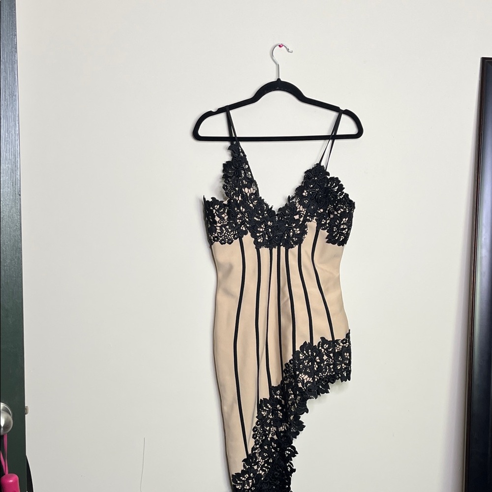 Chic Asymmetrical Black and Tan Lace Dress